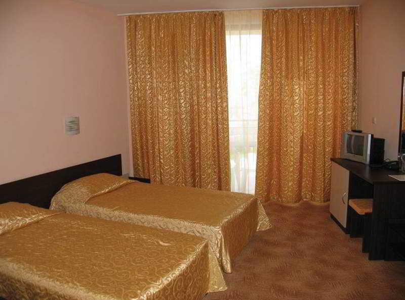 ยาวอร์ พาเลซ Hotel ซันนีบีช ภายนอก รูปภาพ
